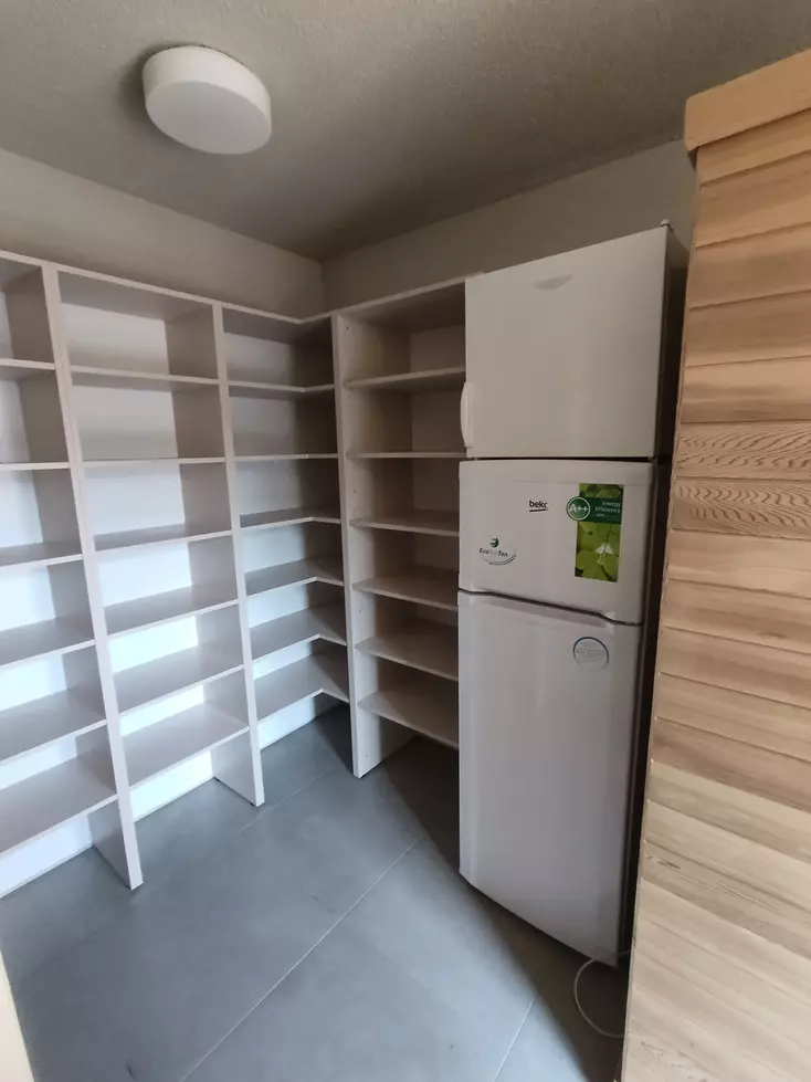 vstavaná_skriňa-27