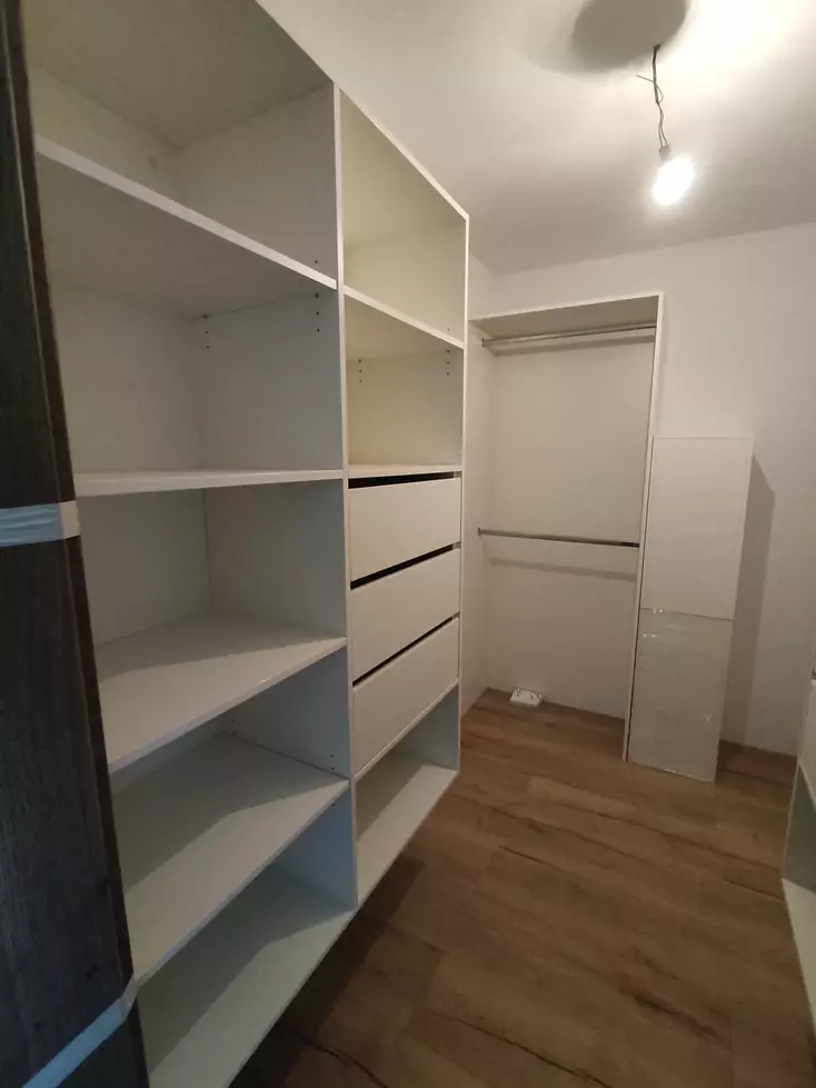 vstavaná_skriňa-34