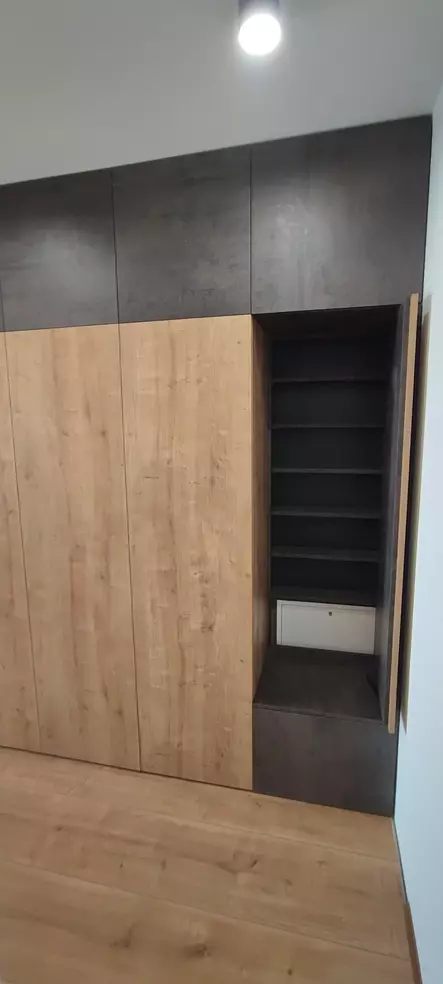 vstavaná_skriňa-43