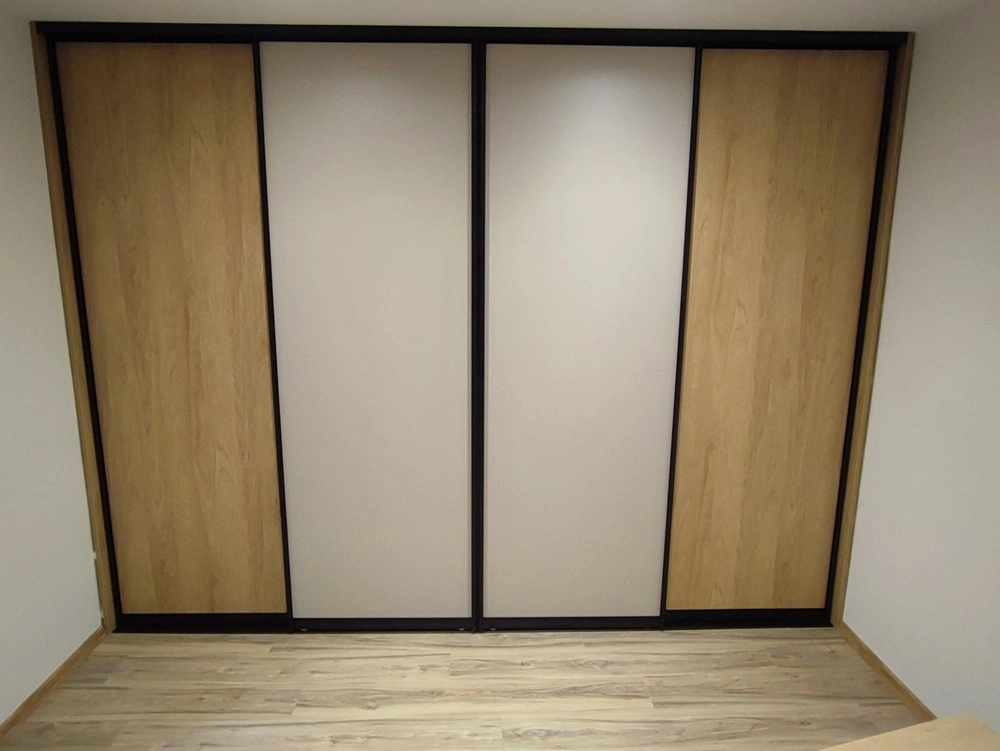 vstavaná_skriňa-67