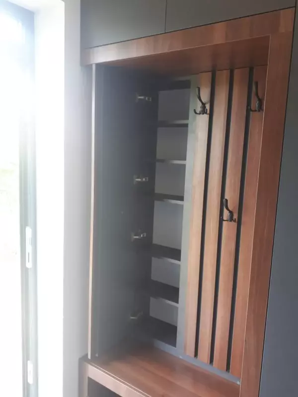 vstavaná_skriňa-72