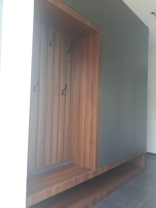 vstavaná_skriňa-73